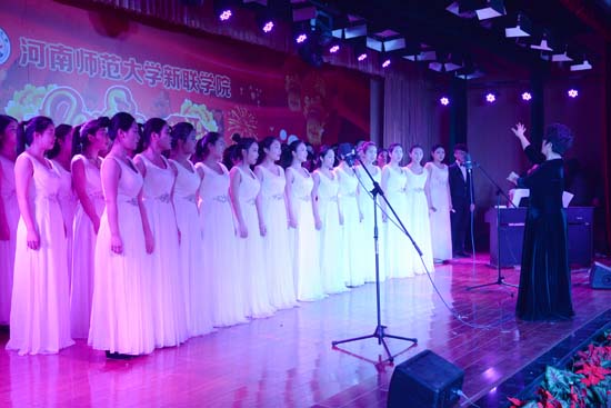 《青春舞曲》.jpg