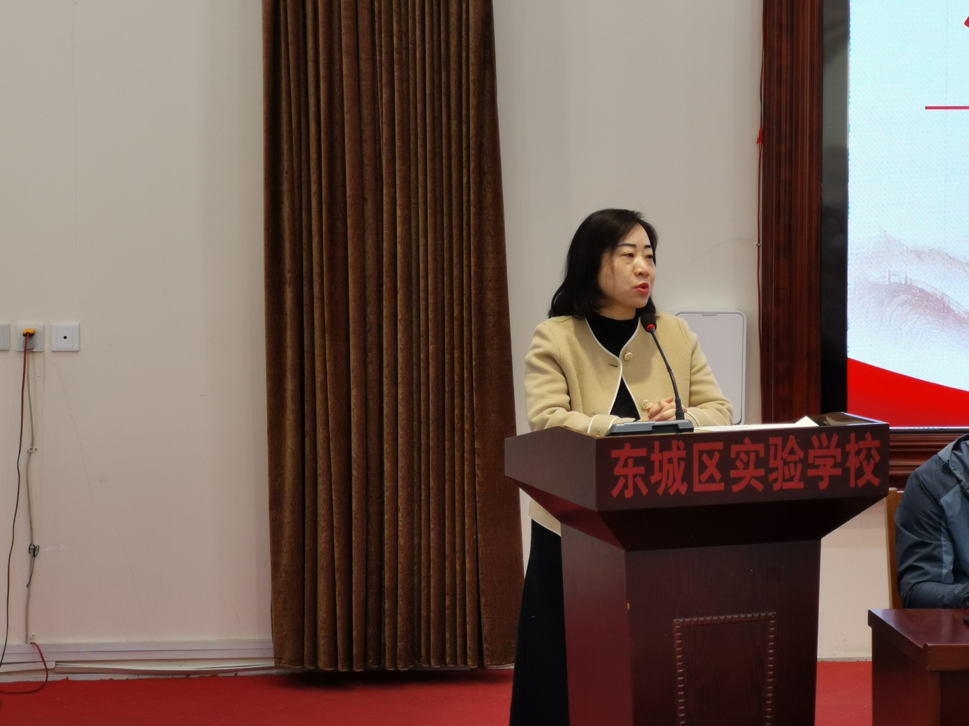 马克思主义学院参加许昌市大中小学思政课一体化教学展示活动