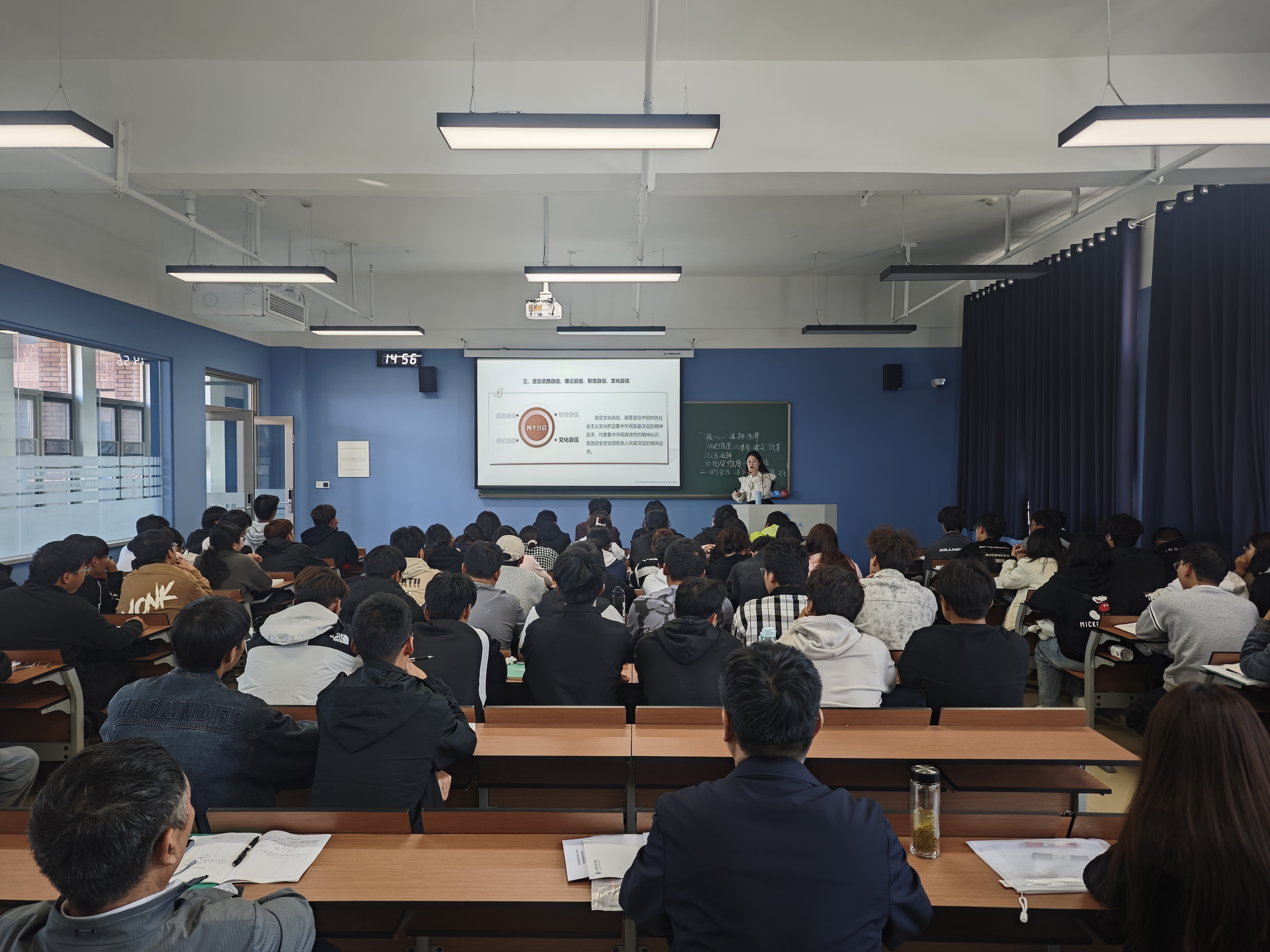 河南省高校思政课“大听课 大调研”第十三调研组莅临我校听课调研