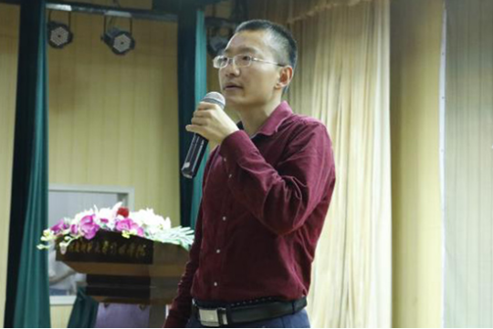 我校举办“立志坚·存高远”道德大讲堂活动