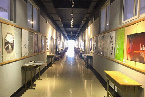 艺术学院举办“一行江南”南方考察海报展