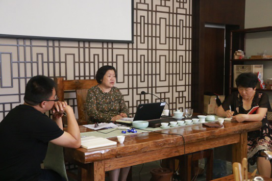 梁周敏副校长为商学院教师作“十九大精神”报告