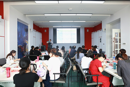 我校召开2018年“青干人才计划”第二期培训班