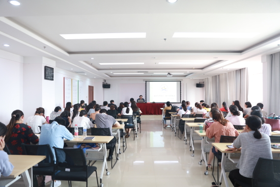 我校举办科研工作专题讲座