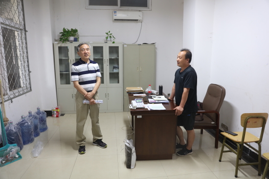 致敬！酷暑假期仍在奋斗的新联人！