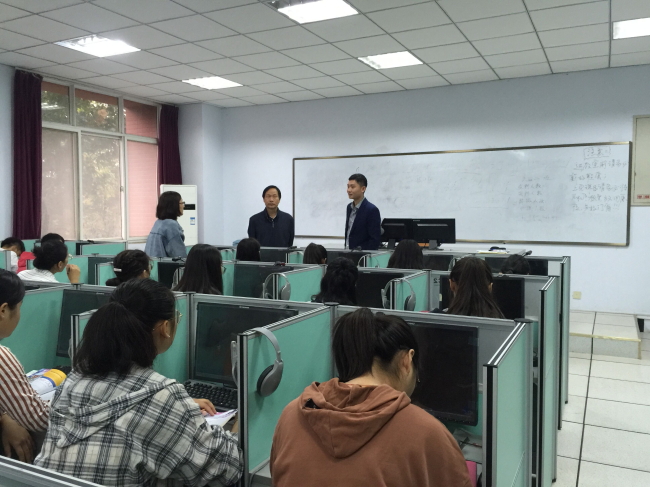 我校开展2018级新生开学专项教学检查